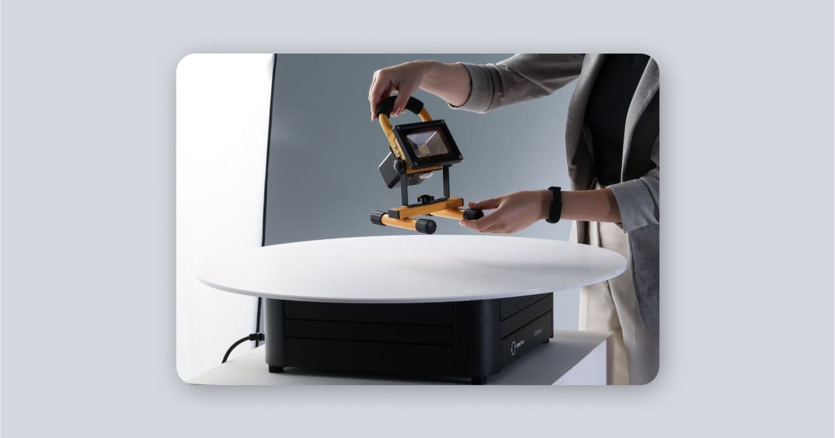 Ottieni una fotografia di prodotto 360° impeccabile con Orbitvu Turntable G2