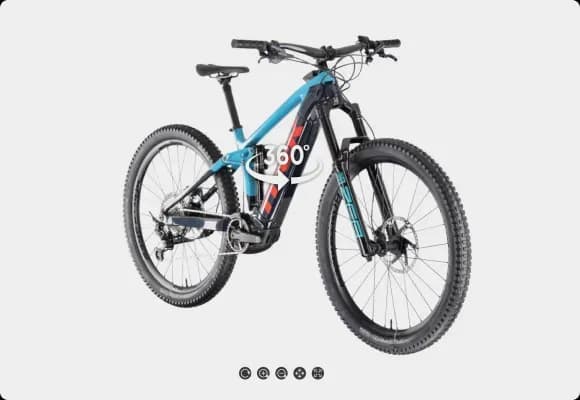 Vista spin 360° di una mountain bike elettrica blu