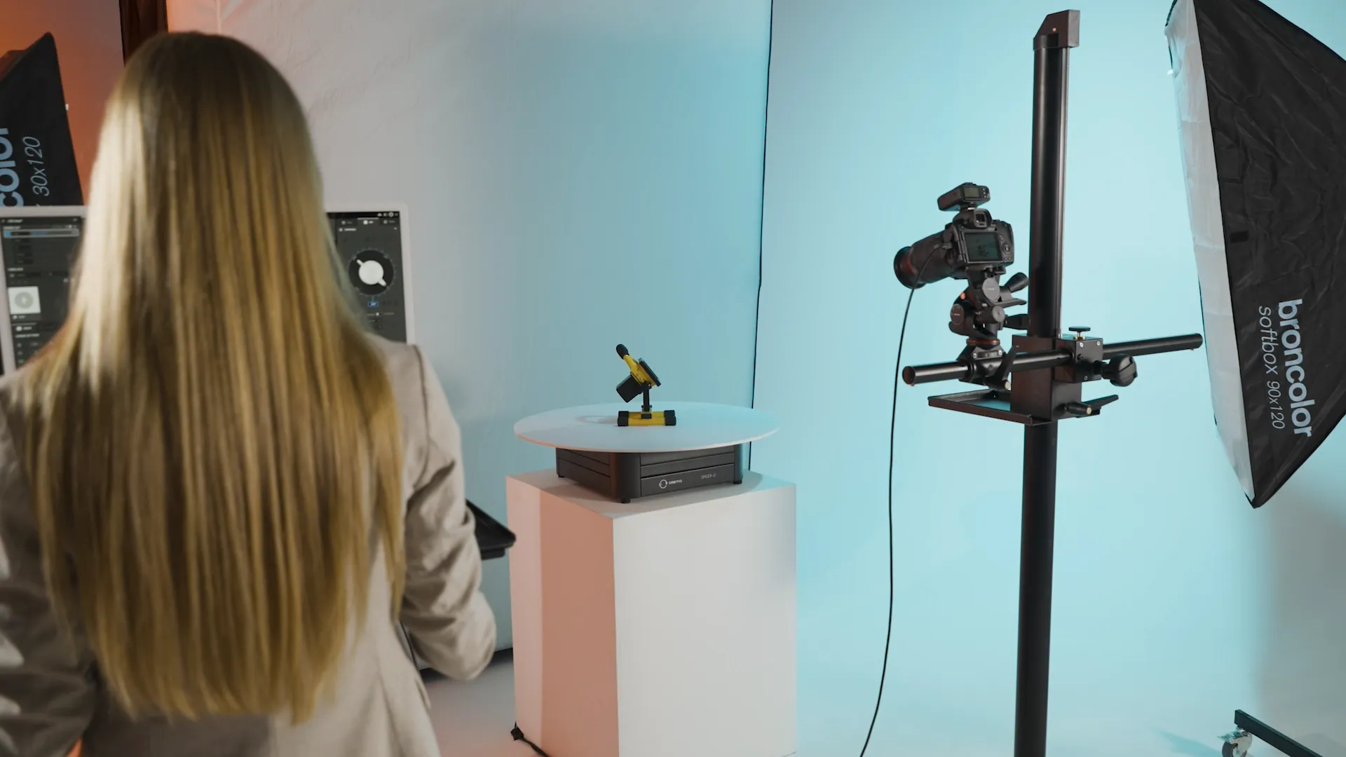 Video del flusso di lavoro di Orbitvu 360 Turntables