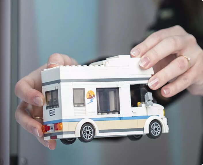 Fotocamera motorizzata per la fotografia automobilistica