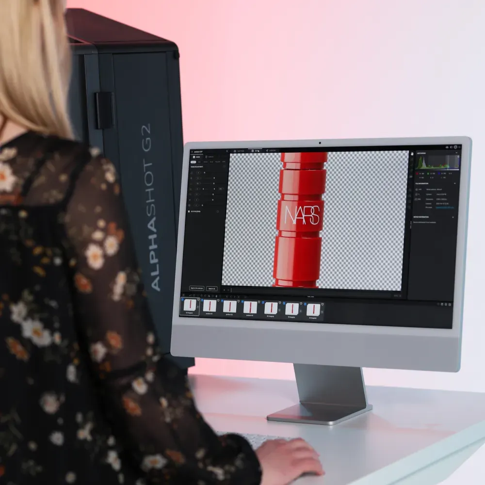 Allestimento per fotografia di prodotti cosmetici con più prodotti
