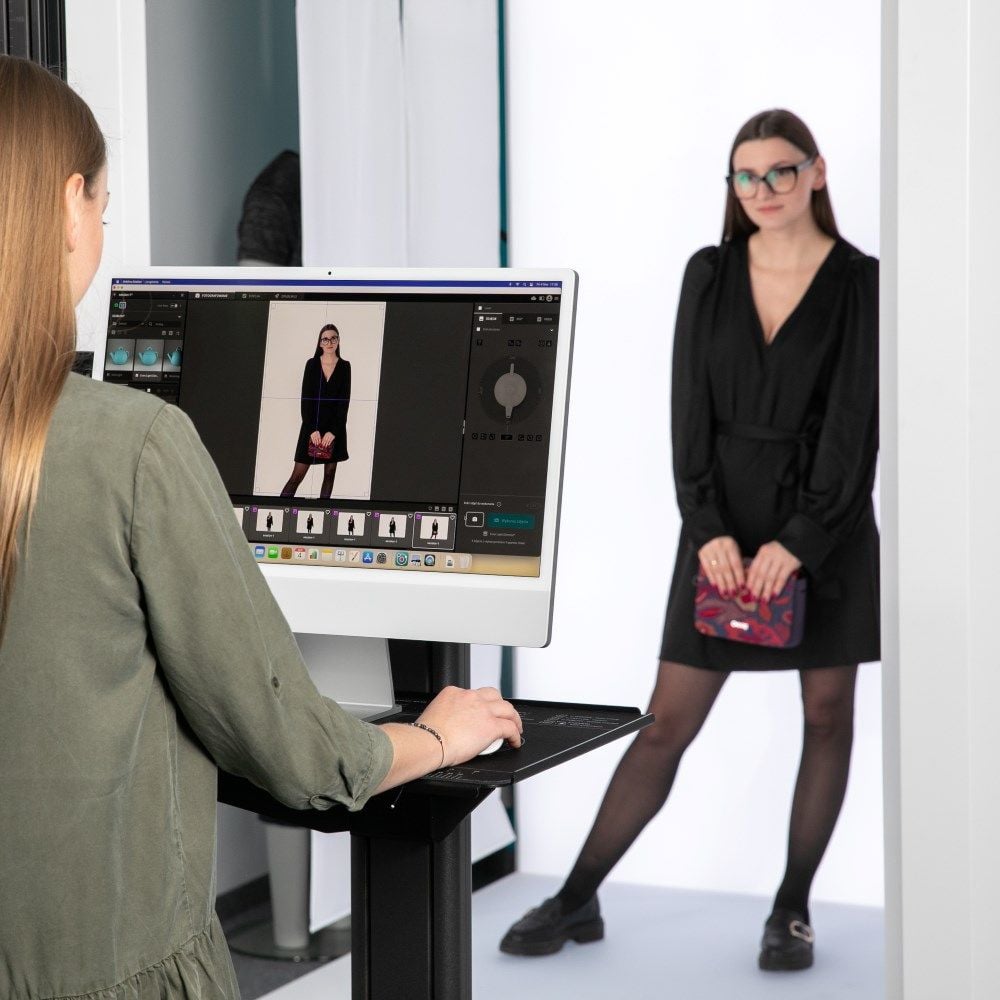 Fotografia in Live View di una modella per e-commerce